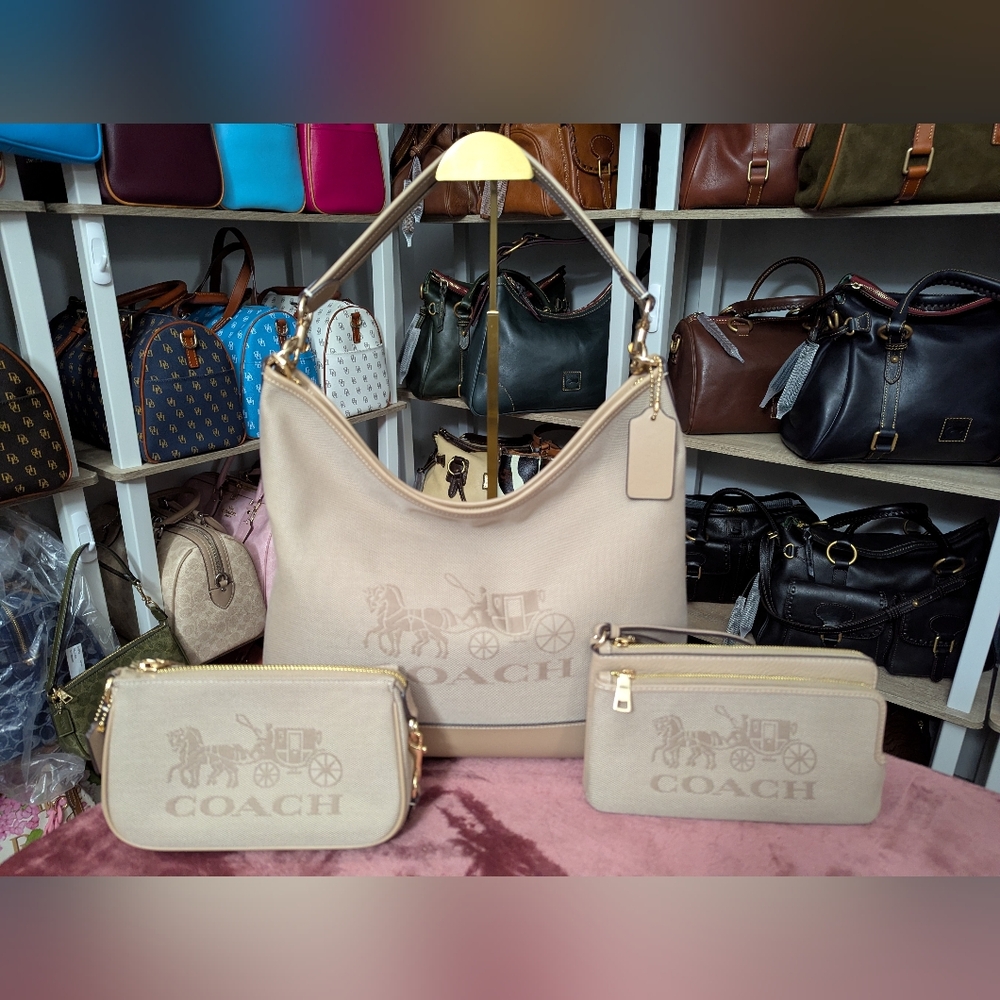 Used Coach Laurel Large Shoulder Bag Horse & Carriage set Only.